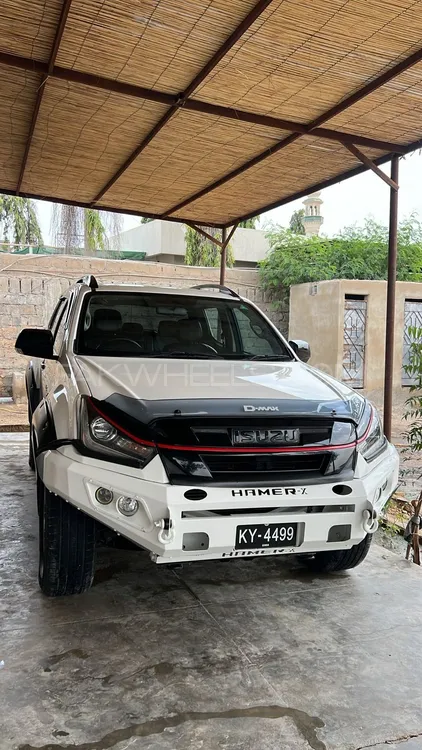 ازوزو ڈی-میکس 2019 for Sale in کراچی Image-1