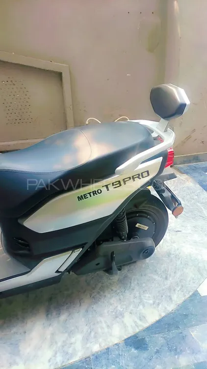 Metro T9 Pro 2025 for Sale Image-1