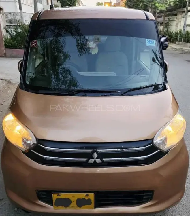 Mitsubishi EK Custom 2014 for Sale in Karachi Image-1