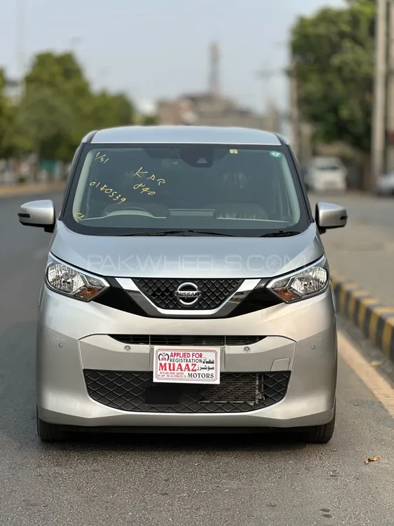 نسان ڈیز 2022 for Sale in لاہور Image-1