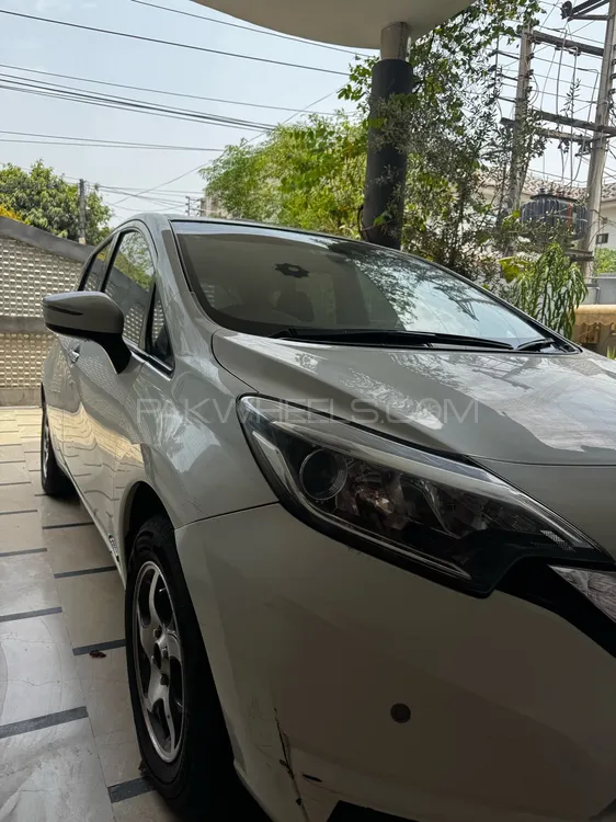 Nissan Note 2018 for Sale in Faisalabad Image-1