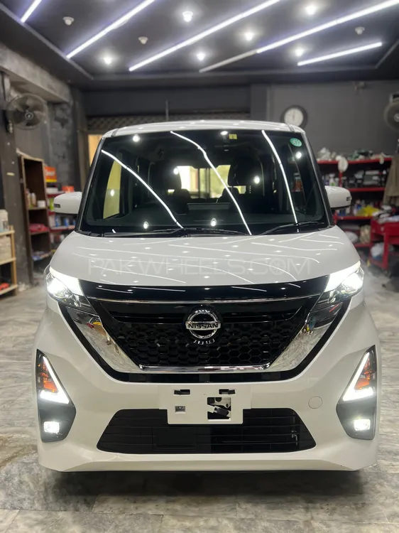 نسان روکس 2023 for Sale in لاہور Image-1
