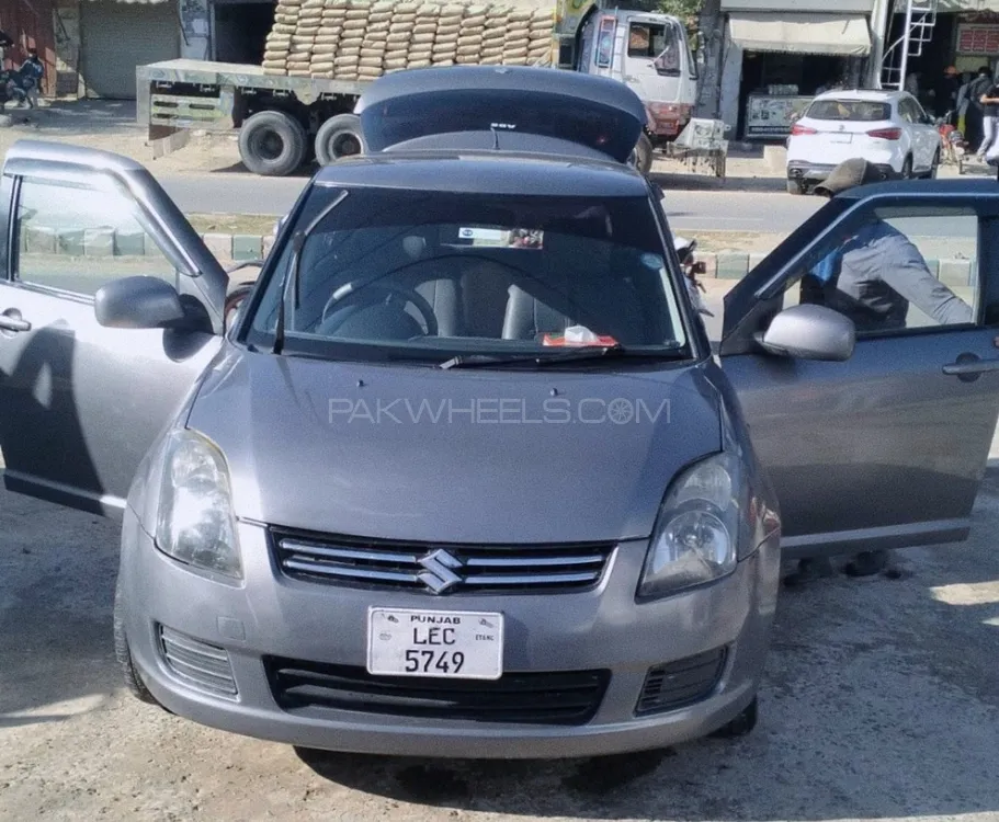 Suzuki Swift 2011 for Sale in Lahore Image-1