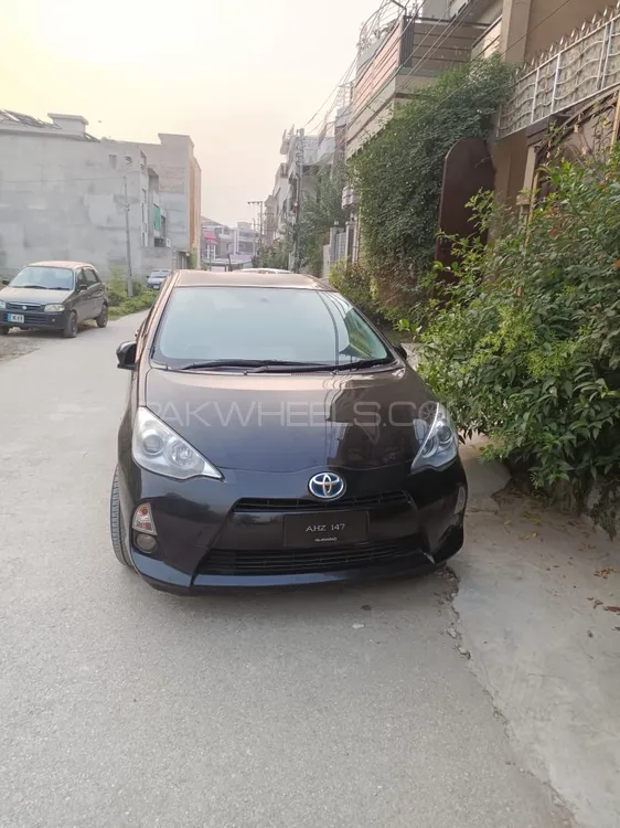 Toyota Aqua 2014 for Sale in Peshawar Image-1