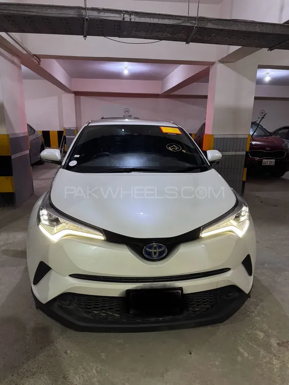 Toyota C-HR 2019 for Sale in Karachi Image-1