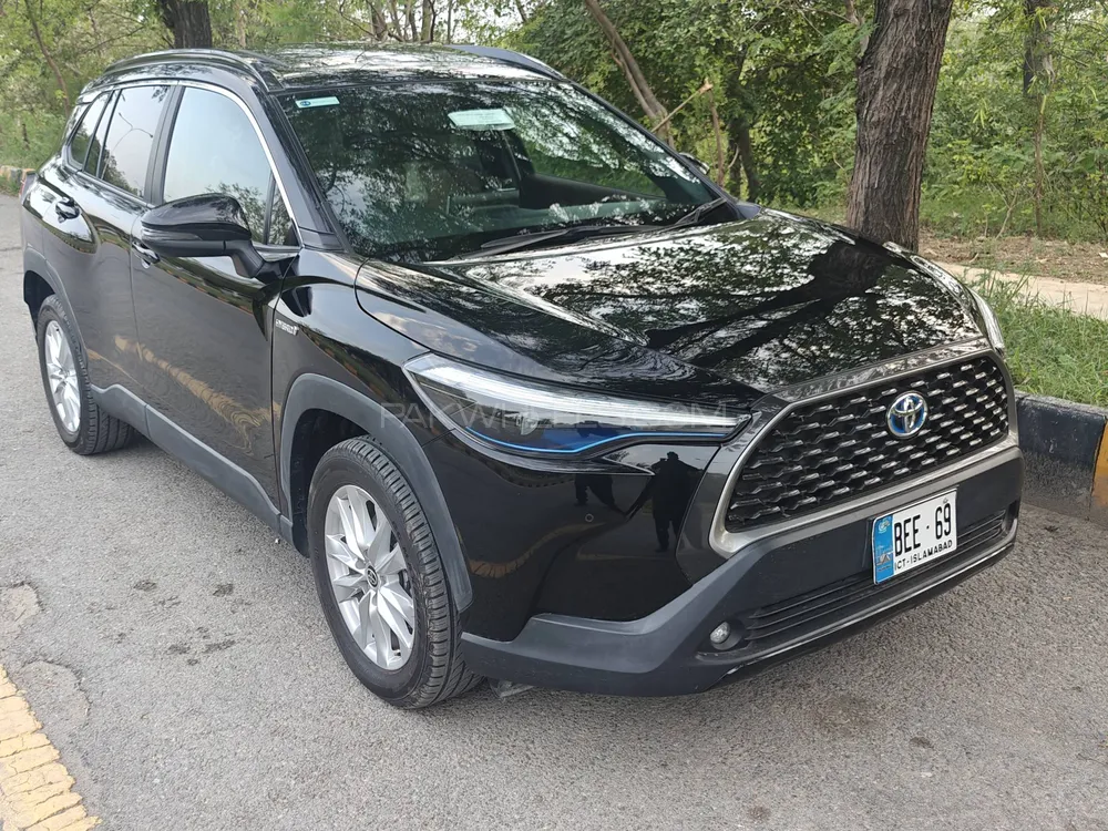 Toyota Corolla Cross 2024 for Sale in Islamabad Image-1
