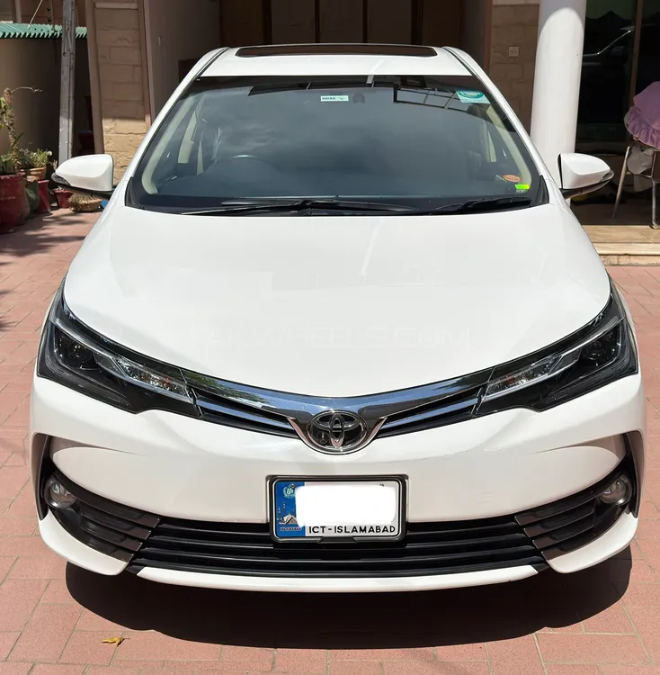 Toyota Corolla 2019 for Sale in Abbottabad Image-1
