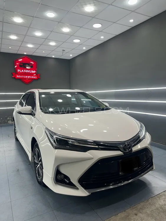 Toyota Corolla 2020 for Sale in Lahore Image-1