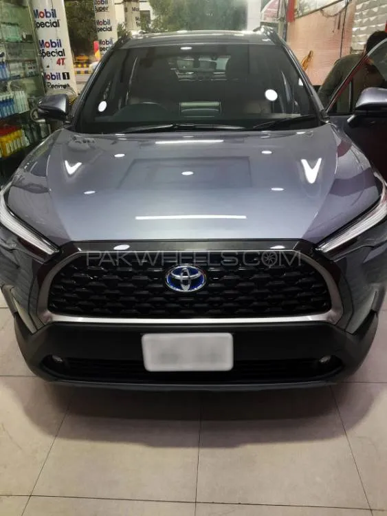 Toyota Corolla Cross 2023 for Sale in Lahore Image-1