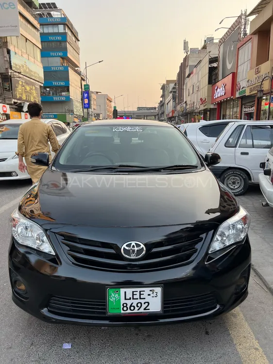 Toyota Corolla 2013 for Sale in Peshawar Image-1