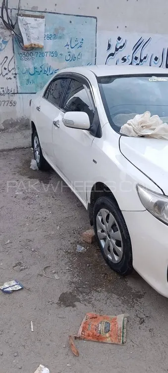 Toyota Corolla 2014 for Sale in Faisalabad Image-1