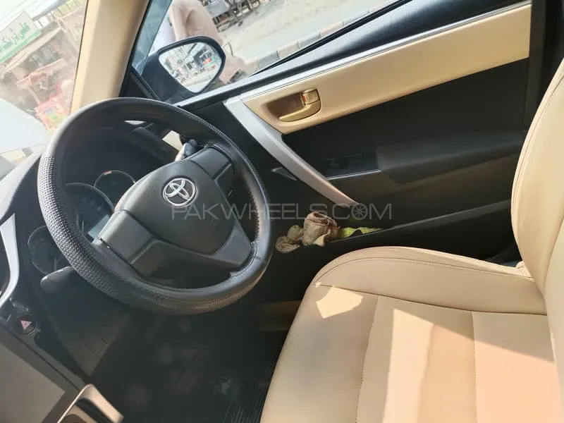 Toyota Corolla 2018 for Sale in Multan Image-1