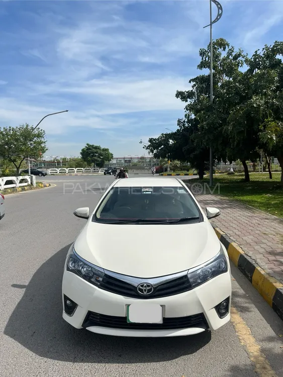 Toyota Corolla 2016 for Sale in Islamabad Image-1