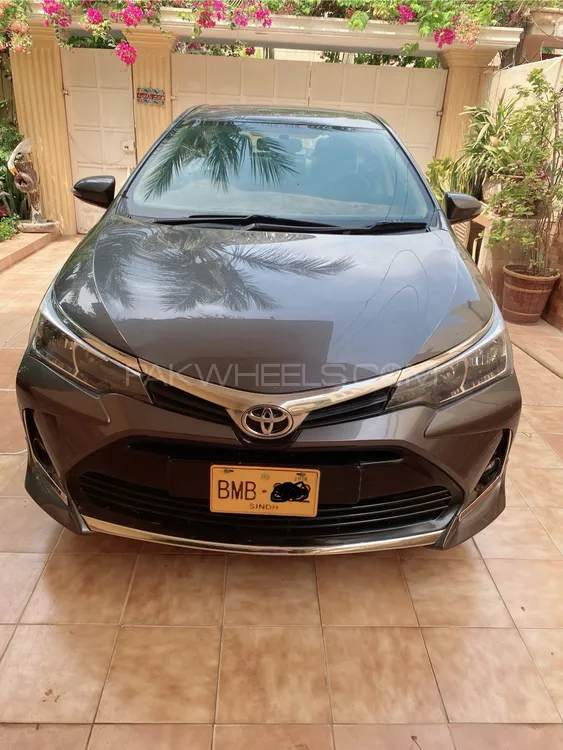 Toyota Corolla 2018 for Sale in Karachi Image-1