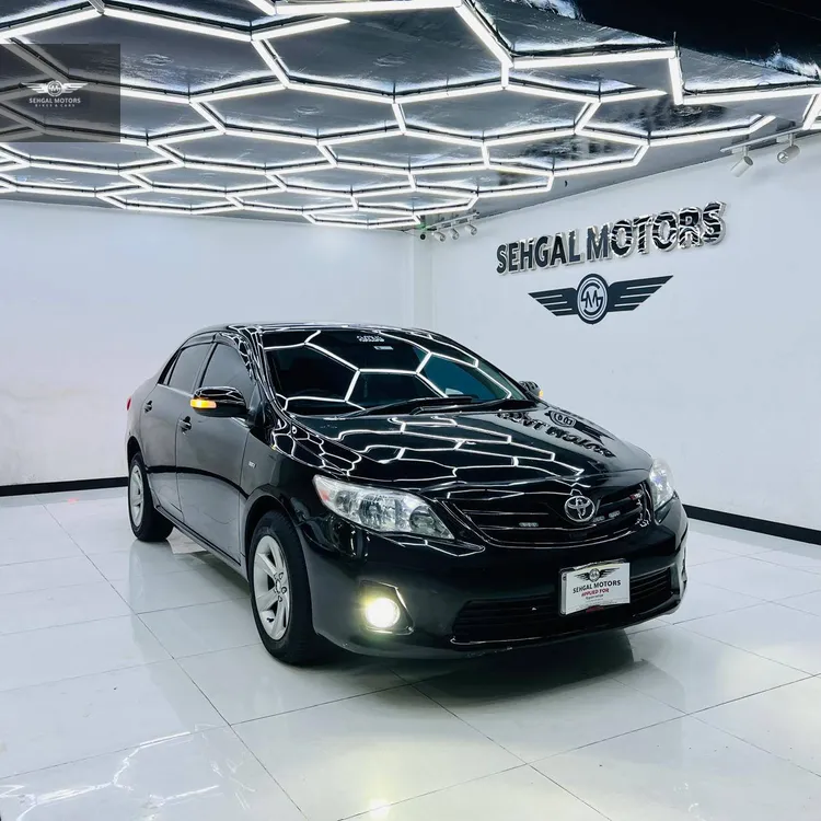 Toyota Corolla 2013 for Sale in Islamabad Image-1