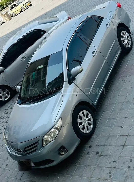 Toyota Corolla 2013 for Sale in Peshawar Image-1