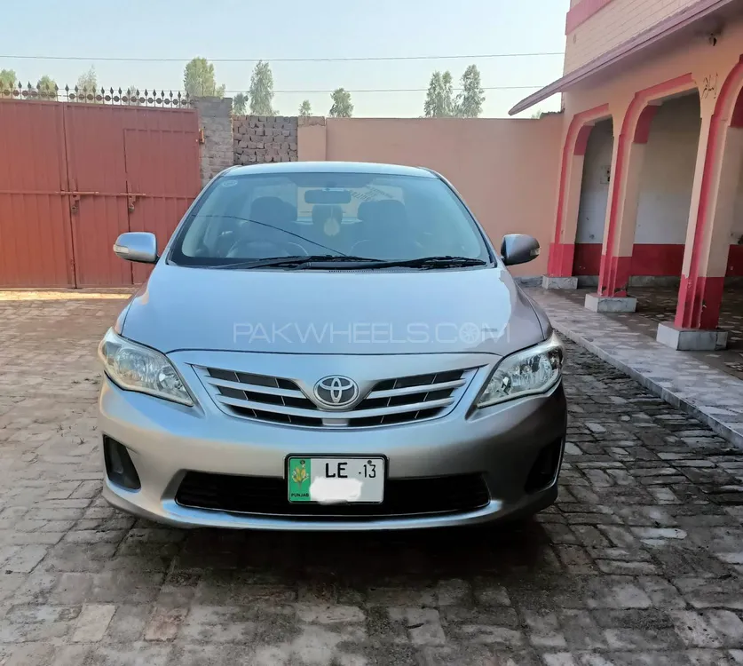 Toyota Corolla 2013 for Sale in Sargodha Image-1