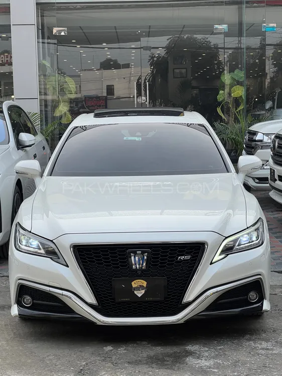Toyota Crown 2018 for Sale in Lahore Image-1