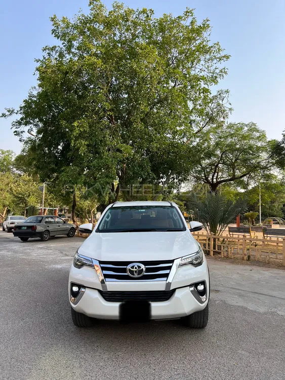 Toyota Fortuner 2019 for Sale in Islamabad Image-1