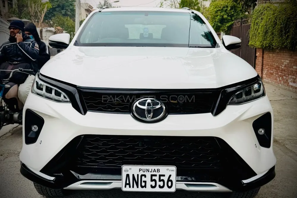 Toyota Fortuner 2022 for Sale in Lahore Image-1