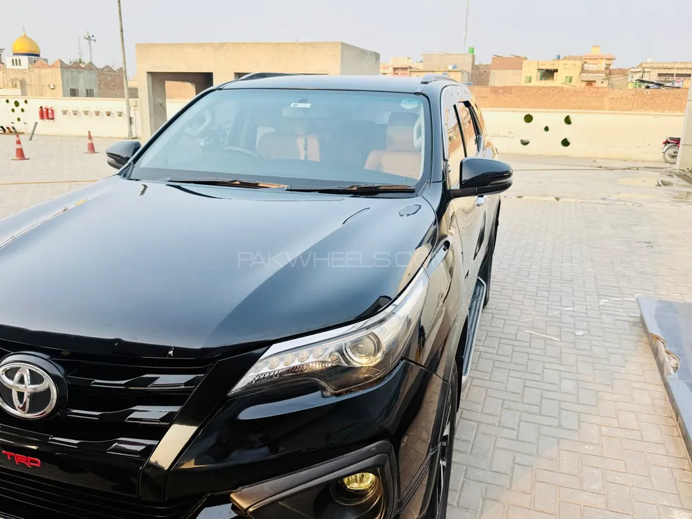 Toyota Fortuner 2020 for Sale in Lahore Image-1
