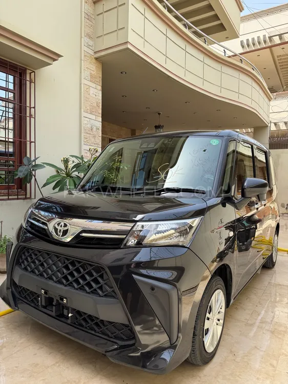 Toyota Roomy 2022 for Sale in Karachi Image-1