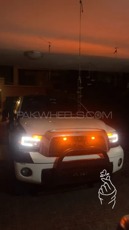 Toyota Tundra 2008 for Sale in Karachi Image-1