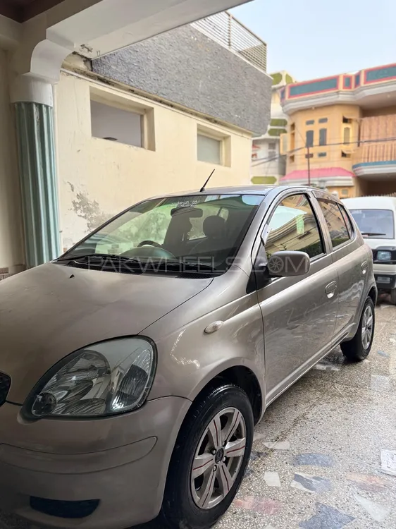 Toyota Vitz 2003 for Sale in Abbottabad Image-1