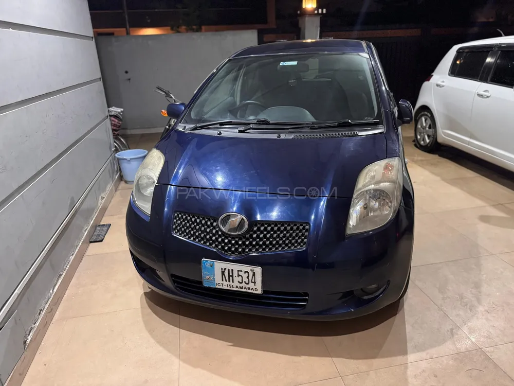 Toyota Vitz 2006 for Sale in Islamabad Image-1