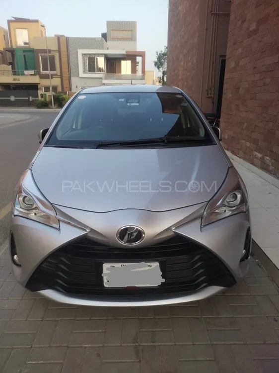 Toyota Vitz 2019 for Sale in Lahore Image-1