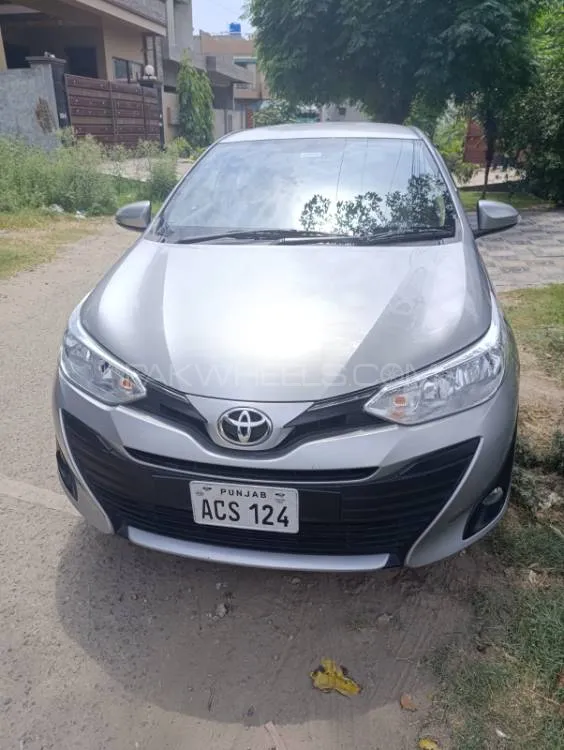 Toyota Yaris Sedan 2020 for Sale in Lahore Image-1