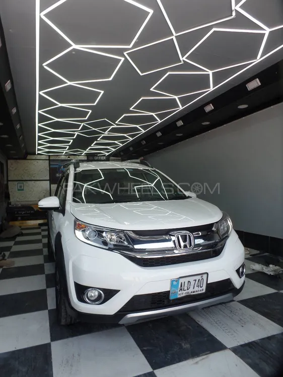 Honda BR-V 2018 for Sale in Islamabad Image-1