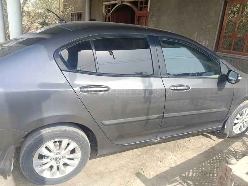 Honda City 2017 for Sale in Sukkur Image-1