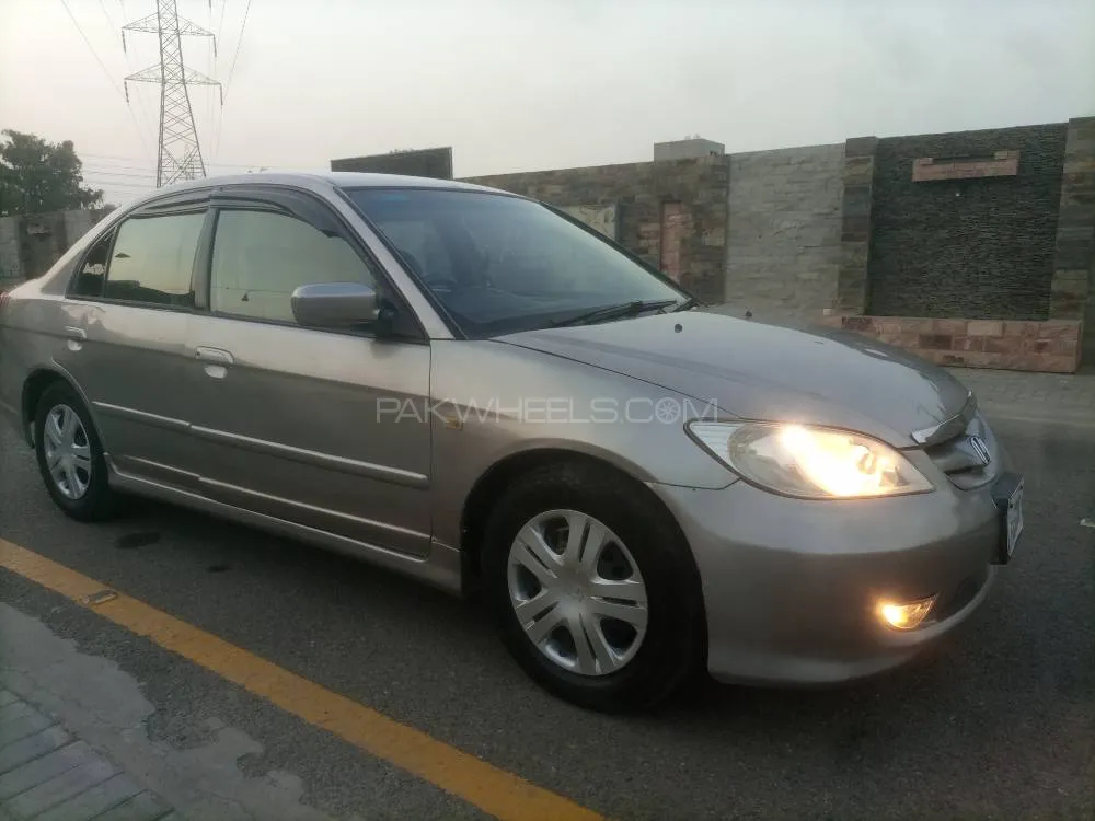 Honda Civic 2004 for Sale in Faisalabad Image-1