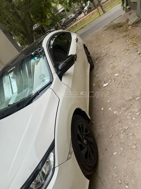 Honda Civic 2017 for Sale in Lahore Image-1