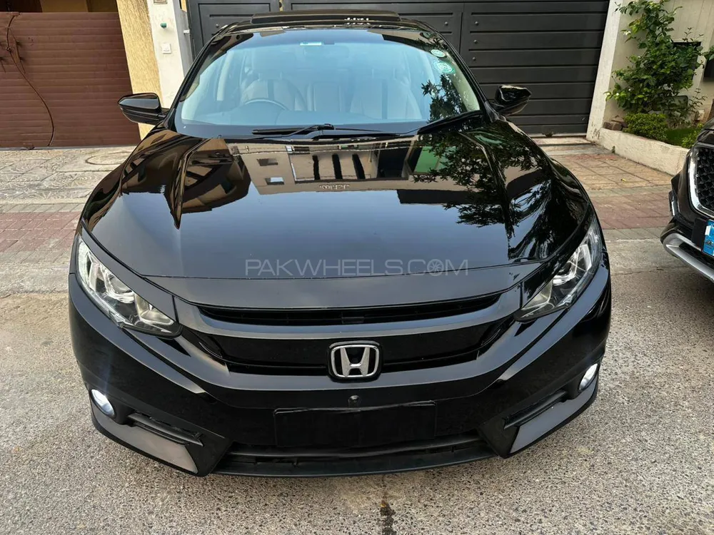 Honda Civic 2018 for Sale in Islamabad Image-1