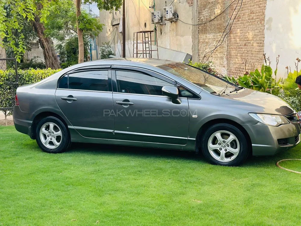 Honda Civic 2008 for Sale in Chichawatni Image-1