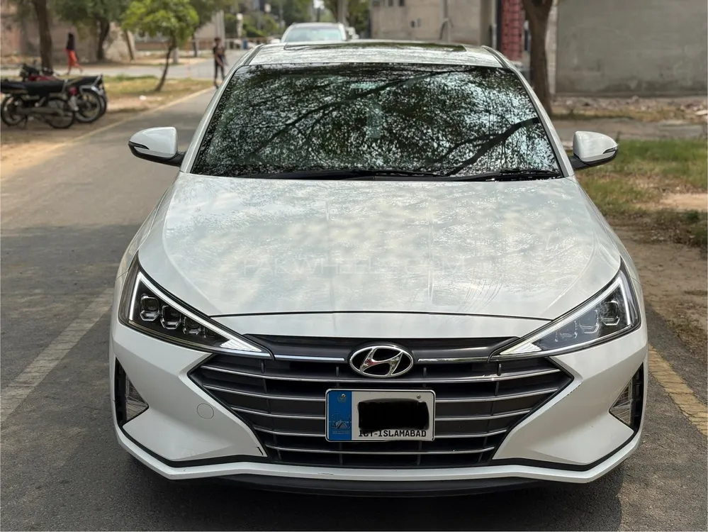 Hyundai Elantra 2023 for Sale in Faisalabad Image-1