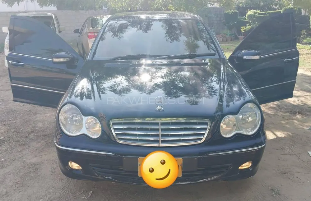 Mercedes Benz C Class 2007 for Sale in Karachi Image-1