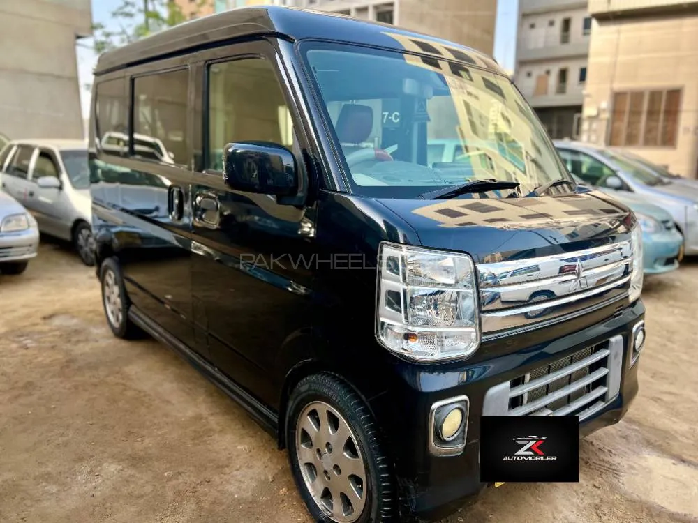 Mitsubishi Minicab 2015 for Sale in Karachi Image-1