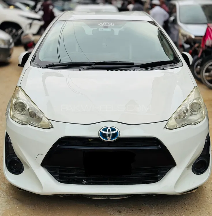 Toyota Aqua 2014 for Sale in Karachi Image-1
