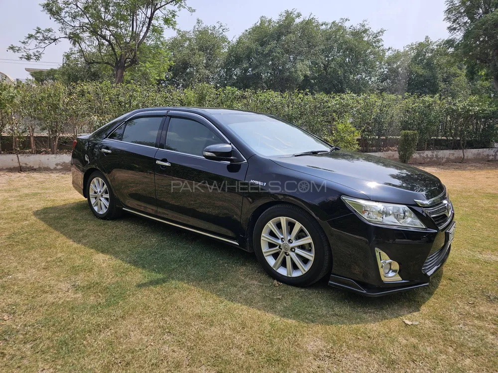 Toyota Camry 2011 for Sale in Islamabad Image-1