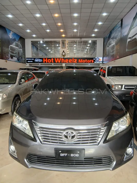 Toyota Camry 2013 for Sale in Quetta Image-1