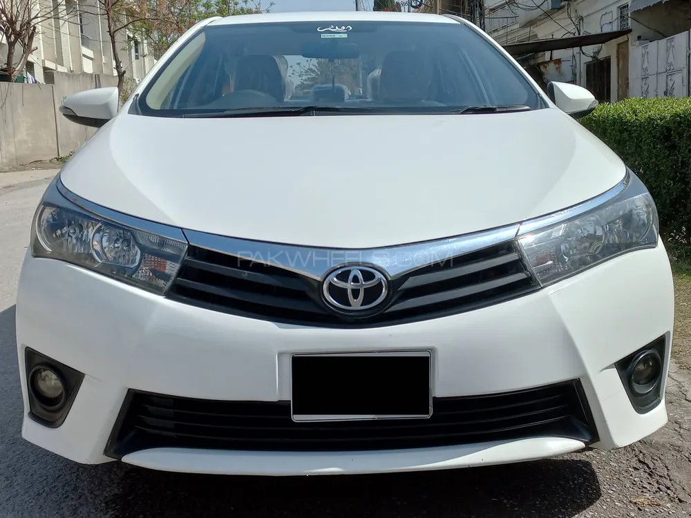 Toyota Corolla 2015 for Sale in Islamabad Image-1