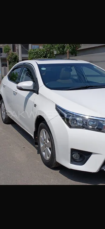 Toyota Corolla 2015 for Sale in Faisalabad Image-1