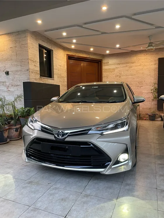 Toyota Corolla 2021 for Sale in Lahore Image-1