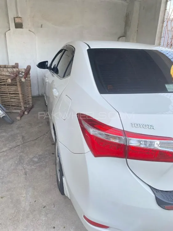 Toyota Corolla 2016 for Sale in Swat Image-1
