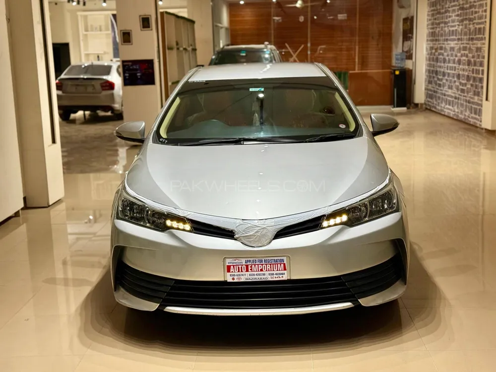 Toyota Corolla 2017 for Sale in Gujrat Image-1