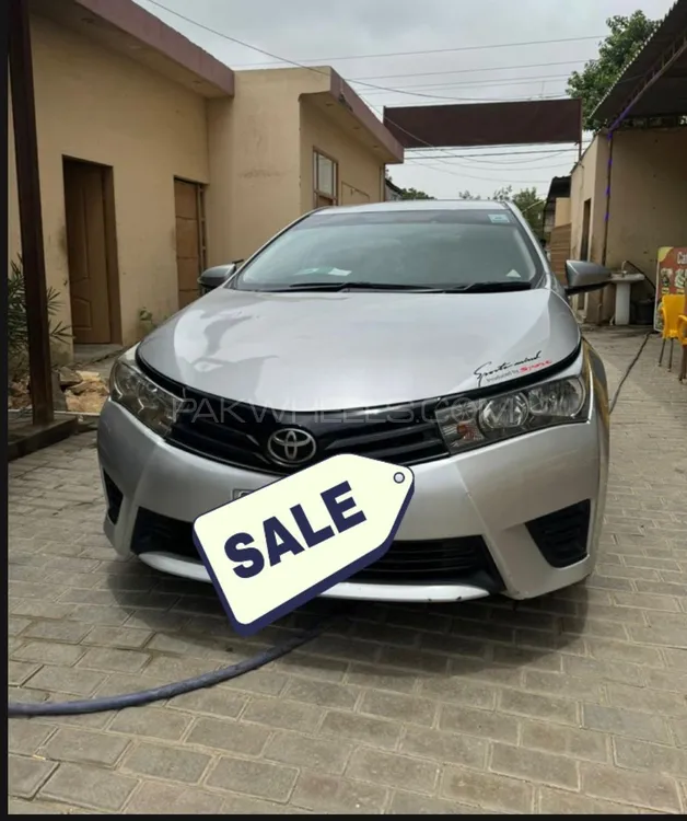 Toyota Corolla 2016 for Sale in Karachi Image-1