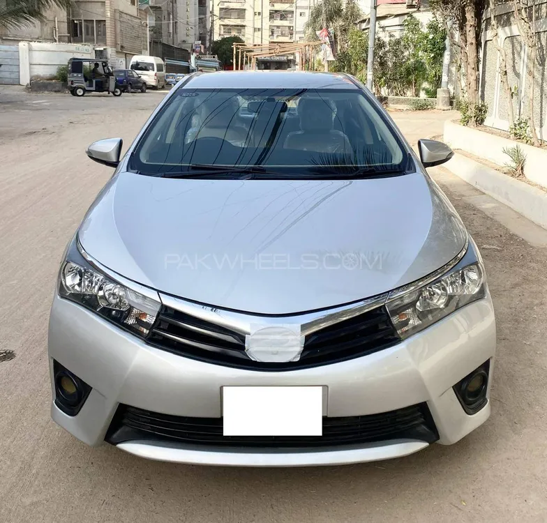 Toyota Corolla 2016 for Sale in Karachi Image-1